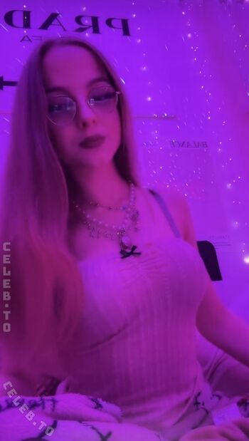Full leaked Crystalmarykitty private photo