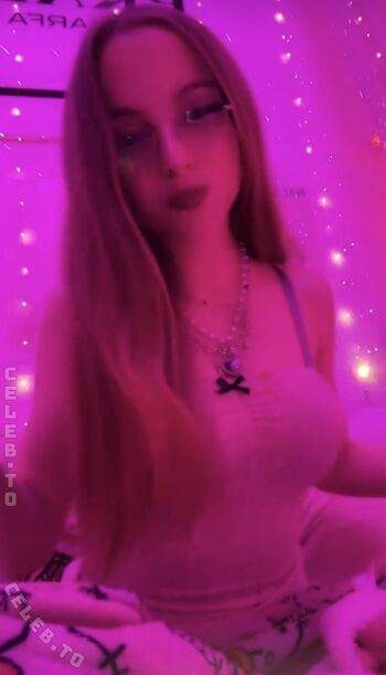 Full leaked Crystalmarykitty private photo