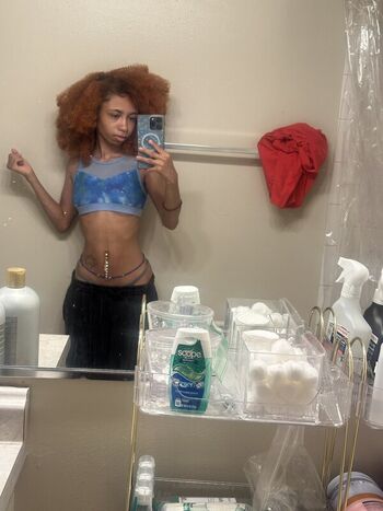 Full leaked Crystalsnpurge private photo