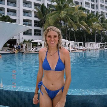 Full leaked Crystalsorem private onlyfans photo