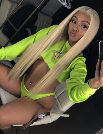Full leaked Cuban doll private photo