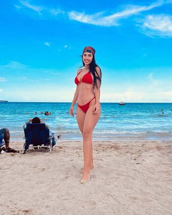 Full leaked Cuban latinas private photo