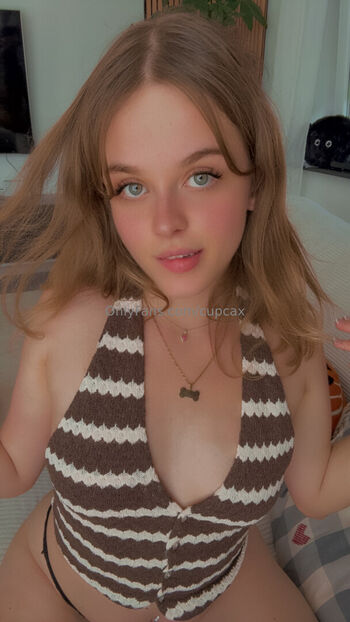 Full leaked Cupcax private onlyfans photo