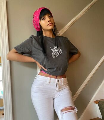 Full leaked Curliegirlie private onlyfans photo