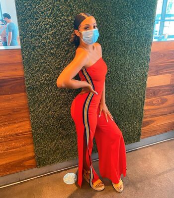 Full leaked Curliegirlie private onlyfans photo