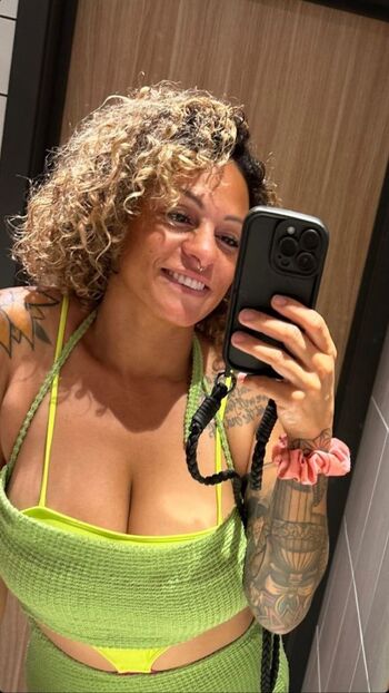 Full leaked Curliiiiiie private photo