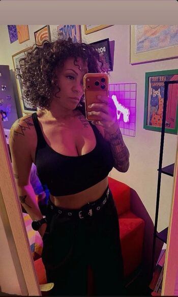 Full leaked Curliiiiiie private photo