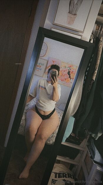 Full leaked Curlyfrycrissy private photo