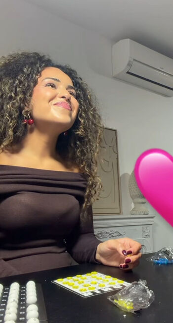 Full leaked Curlykams private photo