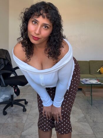 Full leaked Curlywurdy page private onlyfans photo