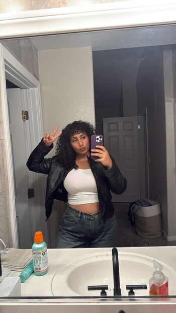 Full leaked Curlywurdy page private onlyfans photo