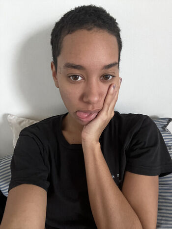 Full leaked Curlyzenn private photo