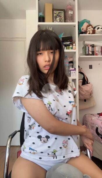 Full leaked Currychaaa page private onlyfans photo