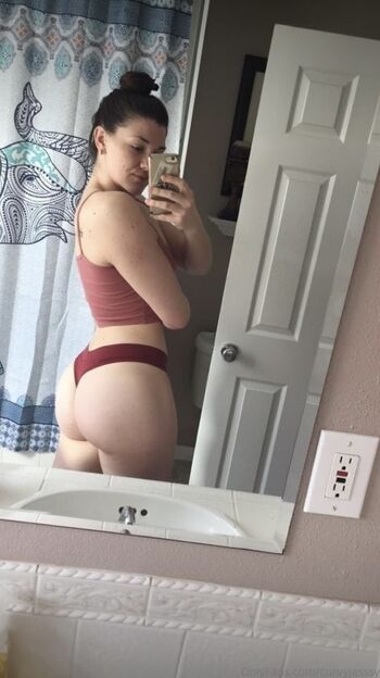 Curvyjassy Itsmisstay