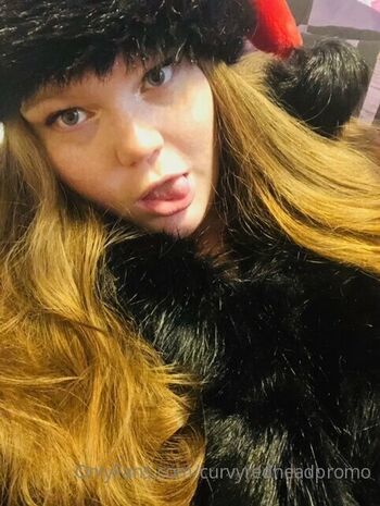 Full leaked Curvyredheadpromo private onlyfans photo