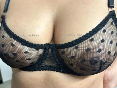 Full leaked Curvytales private photo