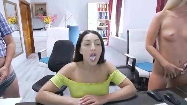Full leaked Cutekiara page private photo
