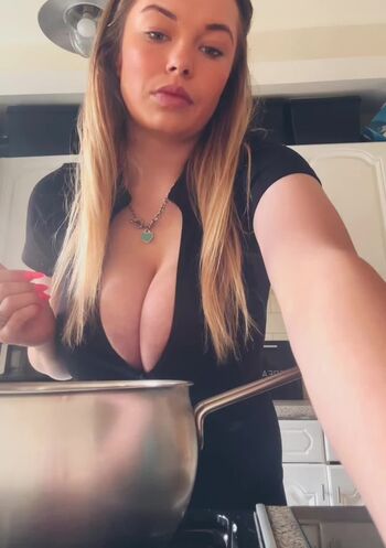 Full leaked Cutecandyxls private photo