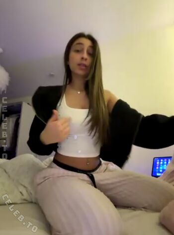 Full leaked Cutejuliaa  page private photo