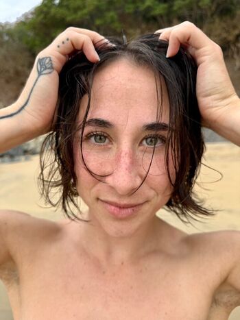 Full leaked Cutelittlefoxx private photo