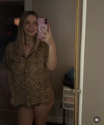 Full leaked Cutiehadly private photo