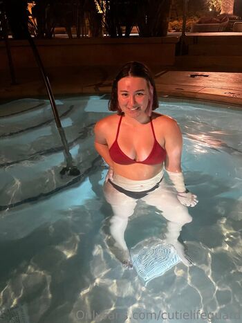 Full leaked Cutielifeguard private photo