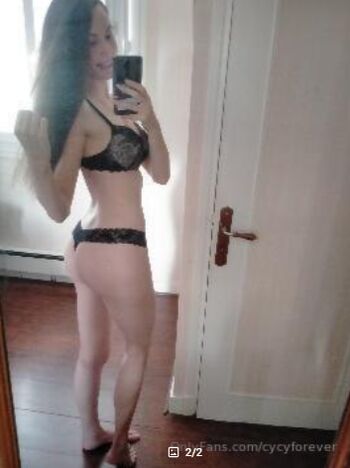 Full leaked Cylene hallawell private photo