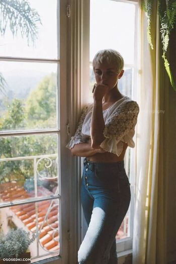 Full leaked D e b o private onlyfans photo