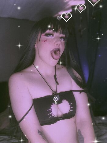 Full leaked Daddy s lil demon private onlyfans photo