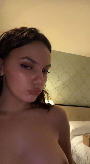 Full leaked Dafne keen private photo