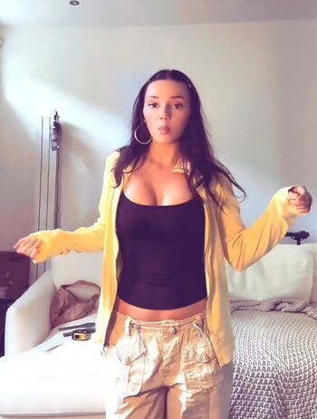 Full leaked Dafne keen  page private onlyfans photo