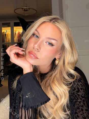 Full leaked Dagi bee private onlyfans photo