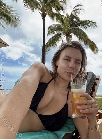 Full leaked Dagi bee private onlyfans photo