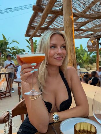 Full leaked Dagi bee private photo