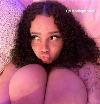 Full leaked Dahliagoth private onlyfans photo