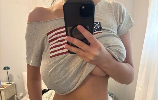 Full leaked Daisveil private photo