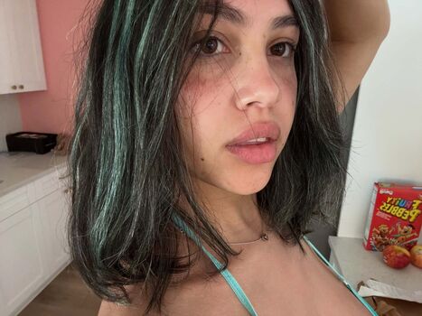 Full leaked Daisveil private photo
