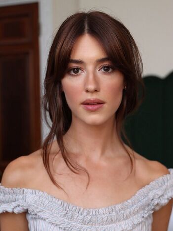 Daisy Edgar-Jones