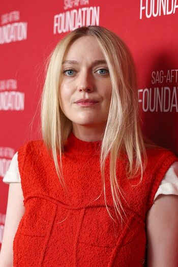 Dakota Fanning