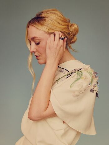Full leaked Dakota fanning private photo
