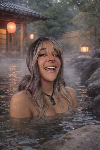 Full leaked Dakota kai page private photo