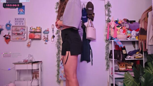 Full leaked Dalcompeach private onlyfans photo