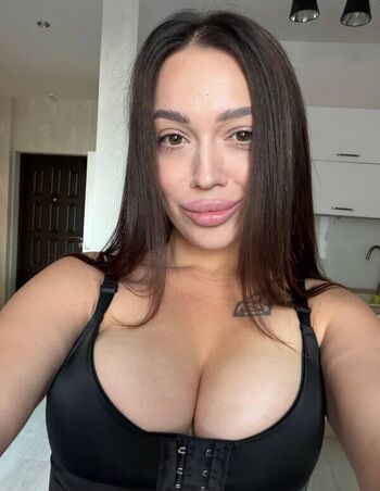 Full leaked Dama private photo