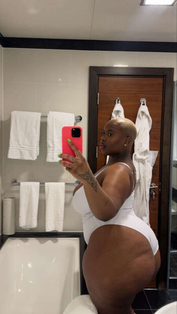 Full leaked Damarnzino private photo