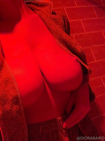 damndiora_