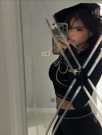 Full leaked Damnlizzyy private photo