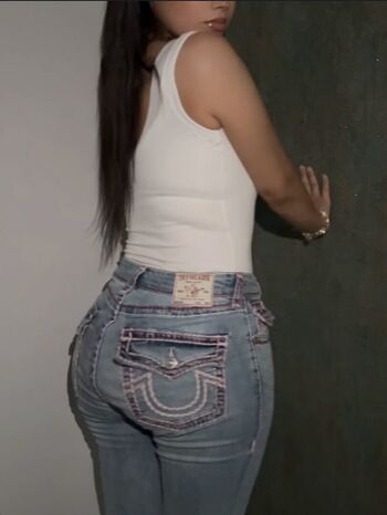 Full leaked Damnlizzyy private photo