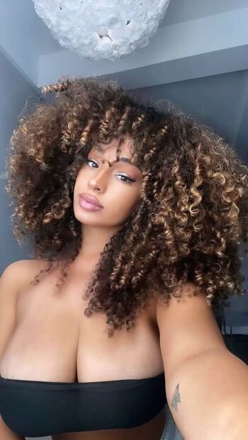 Full leaked Dana curly private onlyfans photo