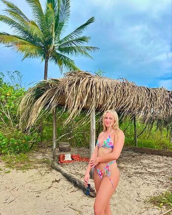 Full leaked Dana roskic page private onlyfans photo