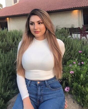 Full leaked Dani avila private onlyfans photo